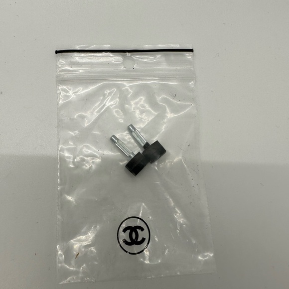 SOLD-CHANEL Crystal Bow pumps G30561 Size 9. - Picture 12 of 14